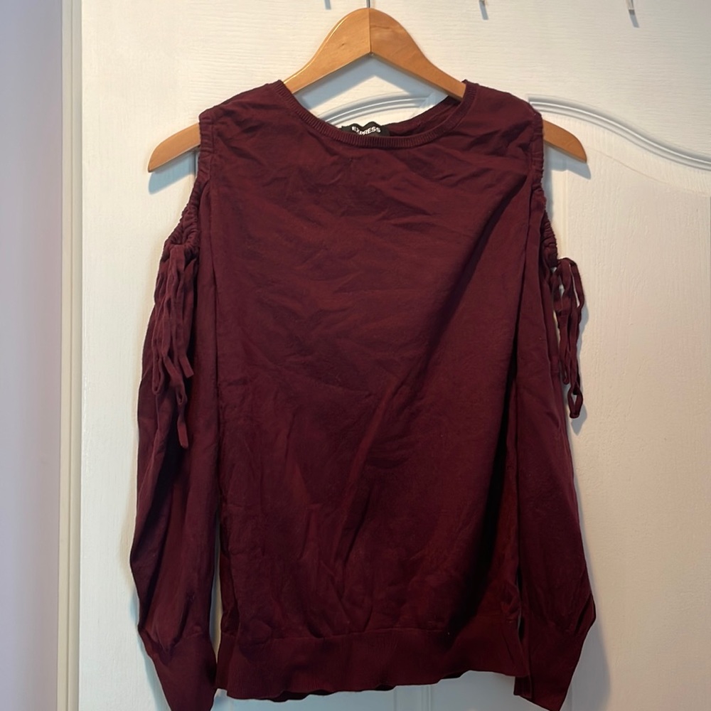 Express cold shoulder sweater size SMALL NWOT